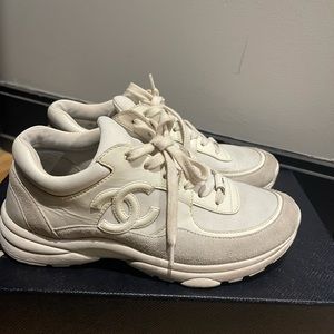 White Chanel sneaks size 7 with box, dust bag, and extra shoe laces